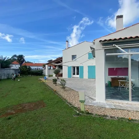 Propriete Ile Oleron La Lumineuse Piscine & Acces Prive A La Plage