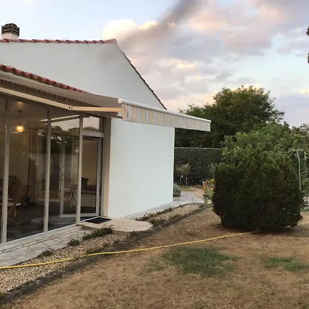 Propriete Ile Oleron La Lumineuse Piscine & Acces Prive A La Plage Долю-д'Олерон